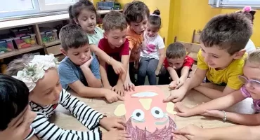 Mia Akademi Anaokulu İngilizce Dersi Mia Akademi Anaokulu İngilizce Dersi